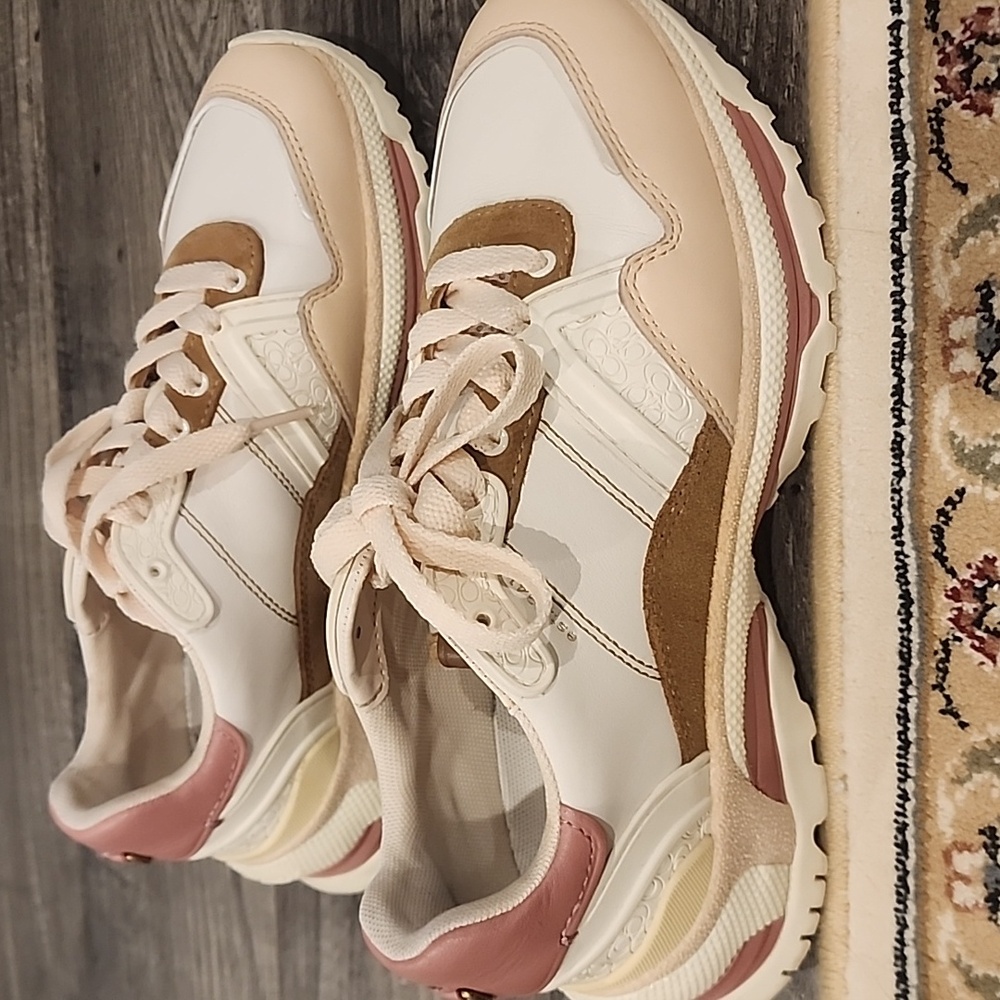Coach Size 7 Chunky Sneakers - Picture 4 of 12